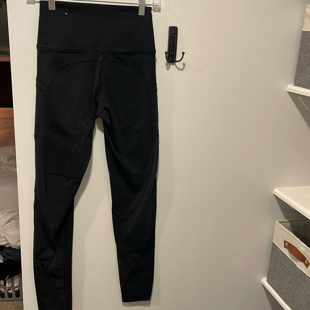Aerie offline 7/8 high rise black leggings, size medium